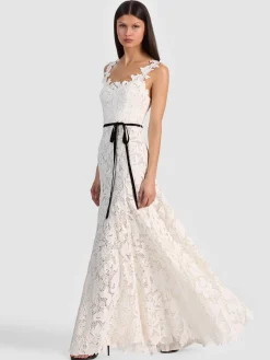 Alice and Olivia CALLA LACE MAXI DRESS