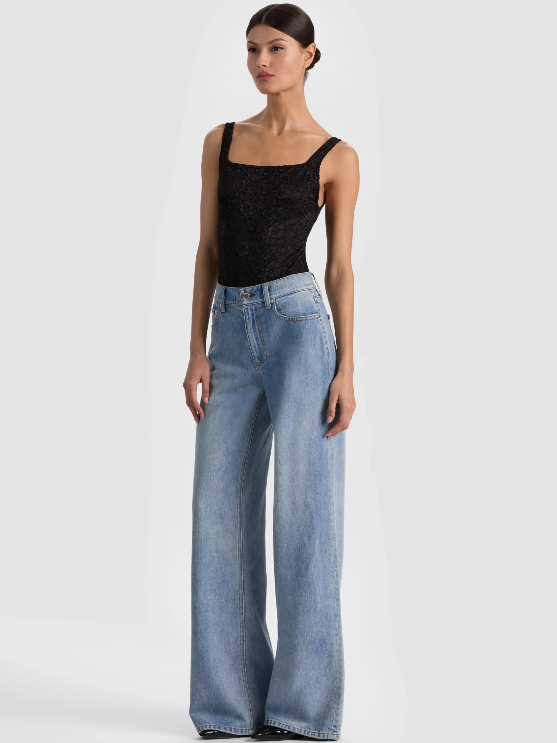 Alice and Olivia CHIC JEAN