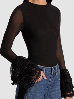 Alice and Olivia DELAINA TOP WITH RUFFLE CUFF