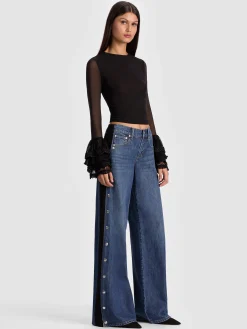 Alice and Olivia DELAINA TOP WITH RUFFLE CUFF