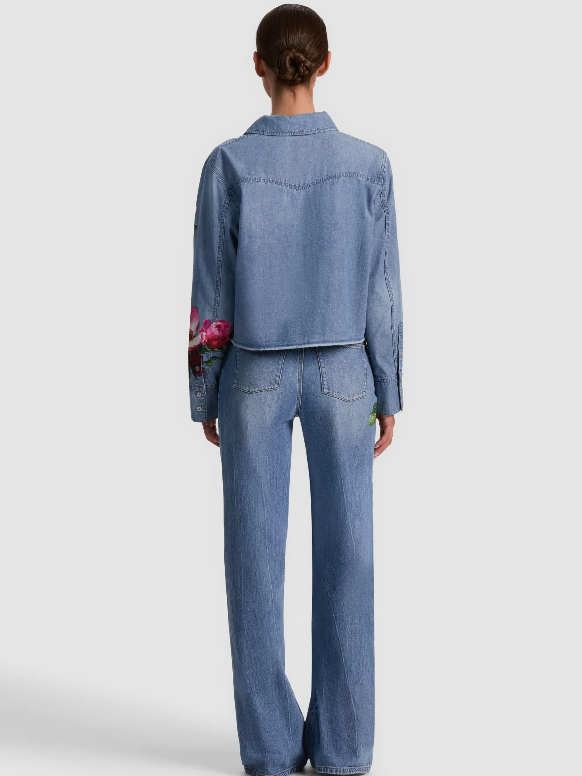 Alice and Olivia FINELY DENIM BUTTON DOWN