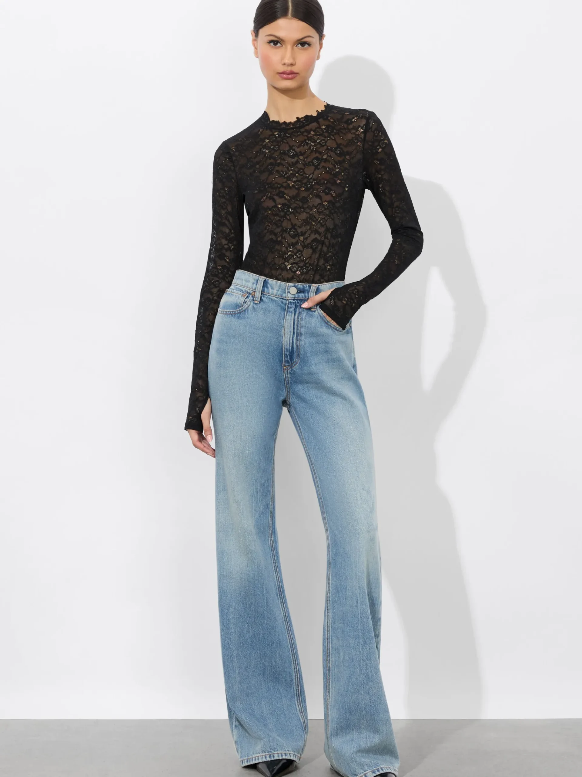 Alice and Olivia TAEYN LACE BODYSUIT